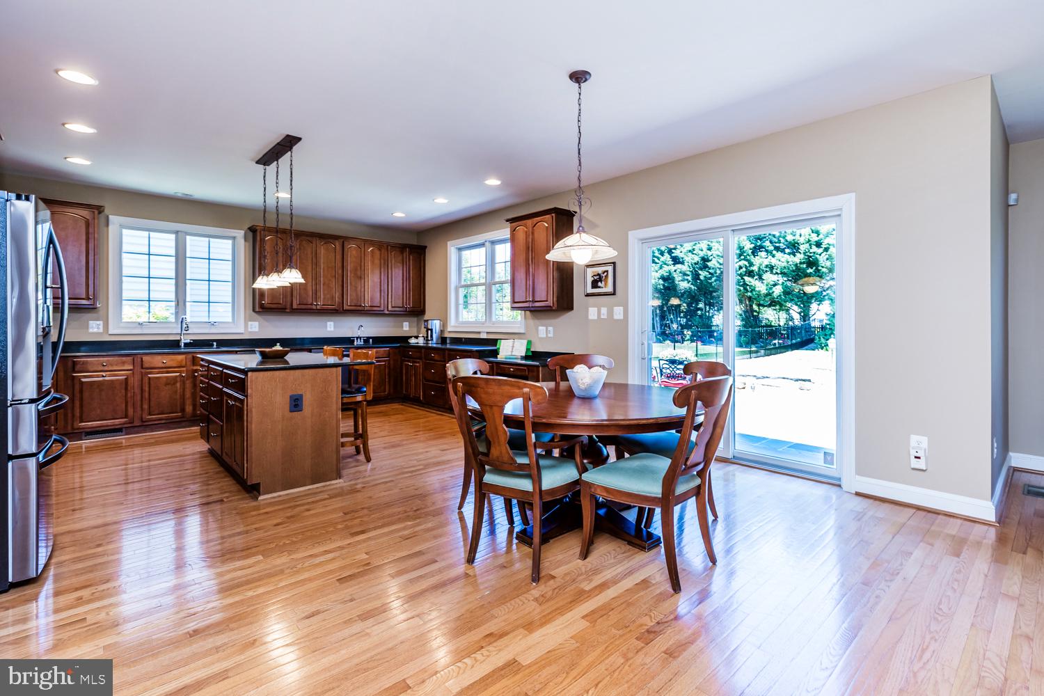 CARLEE MANOR - Residential