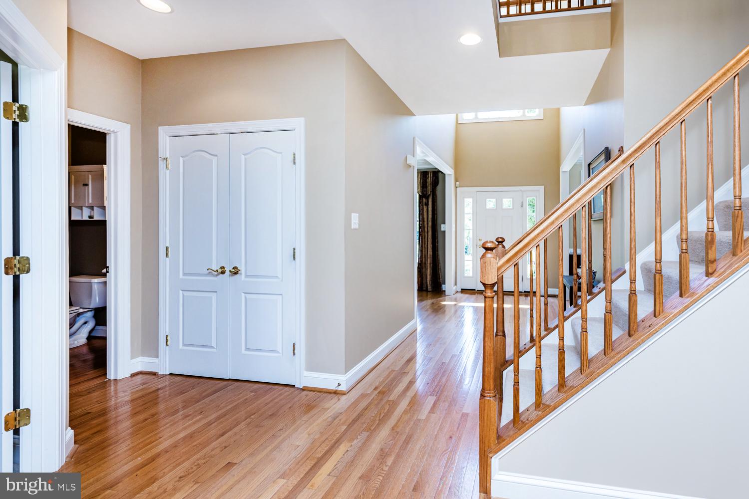 CARLEE MANOR - Residential