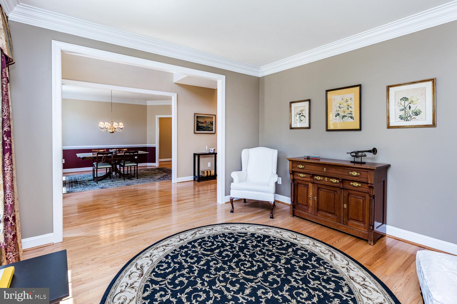 CARLEE MANOR - Residential