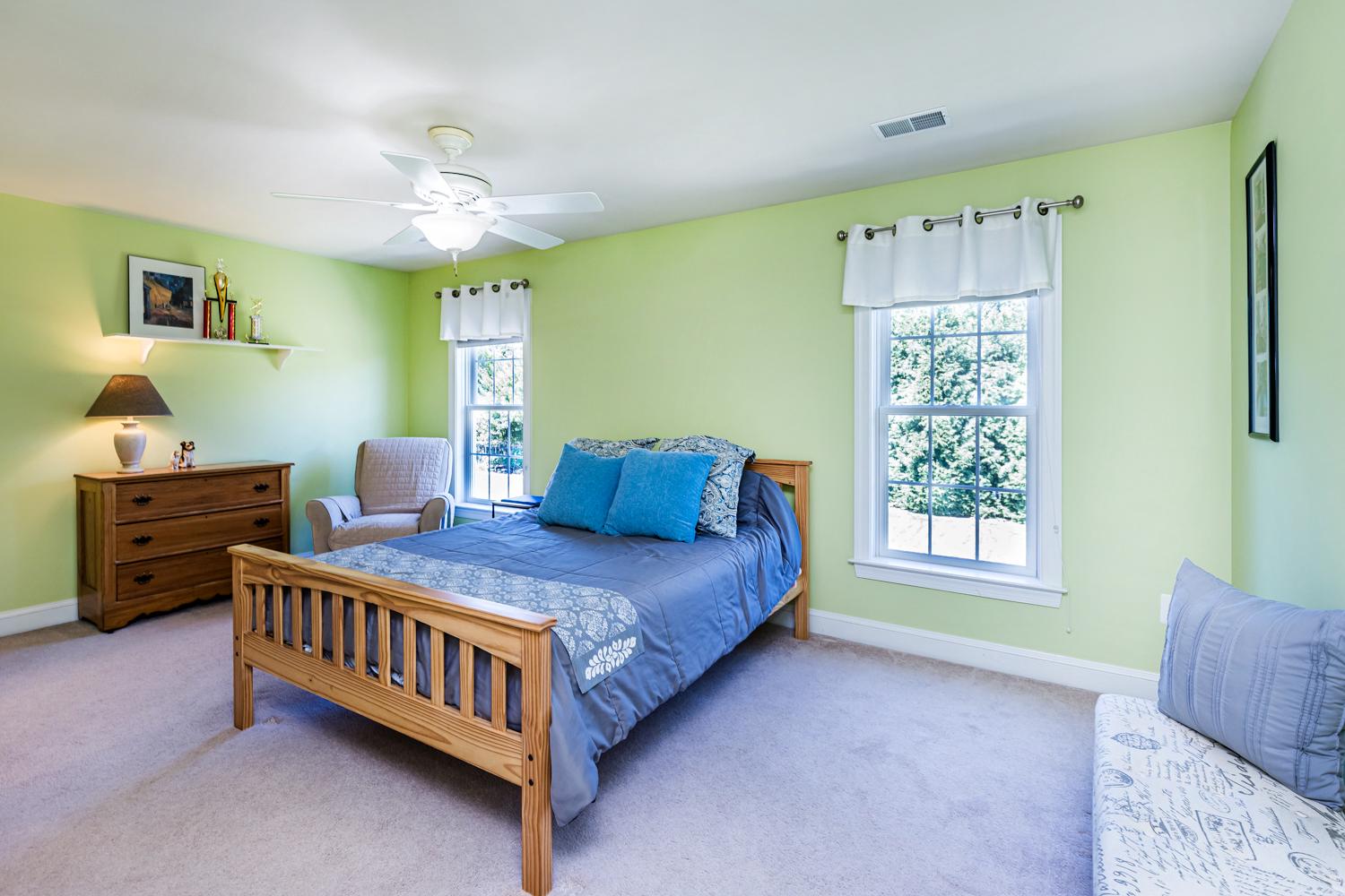 CARLEE MANOR - Residential