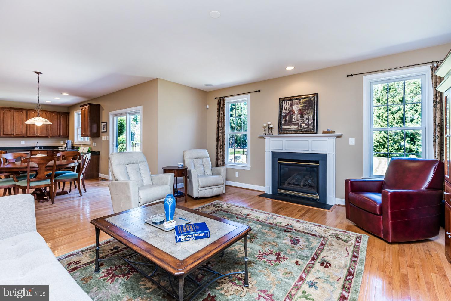 CARLEE MANOR - Residential