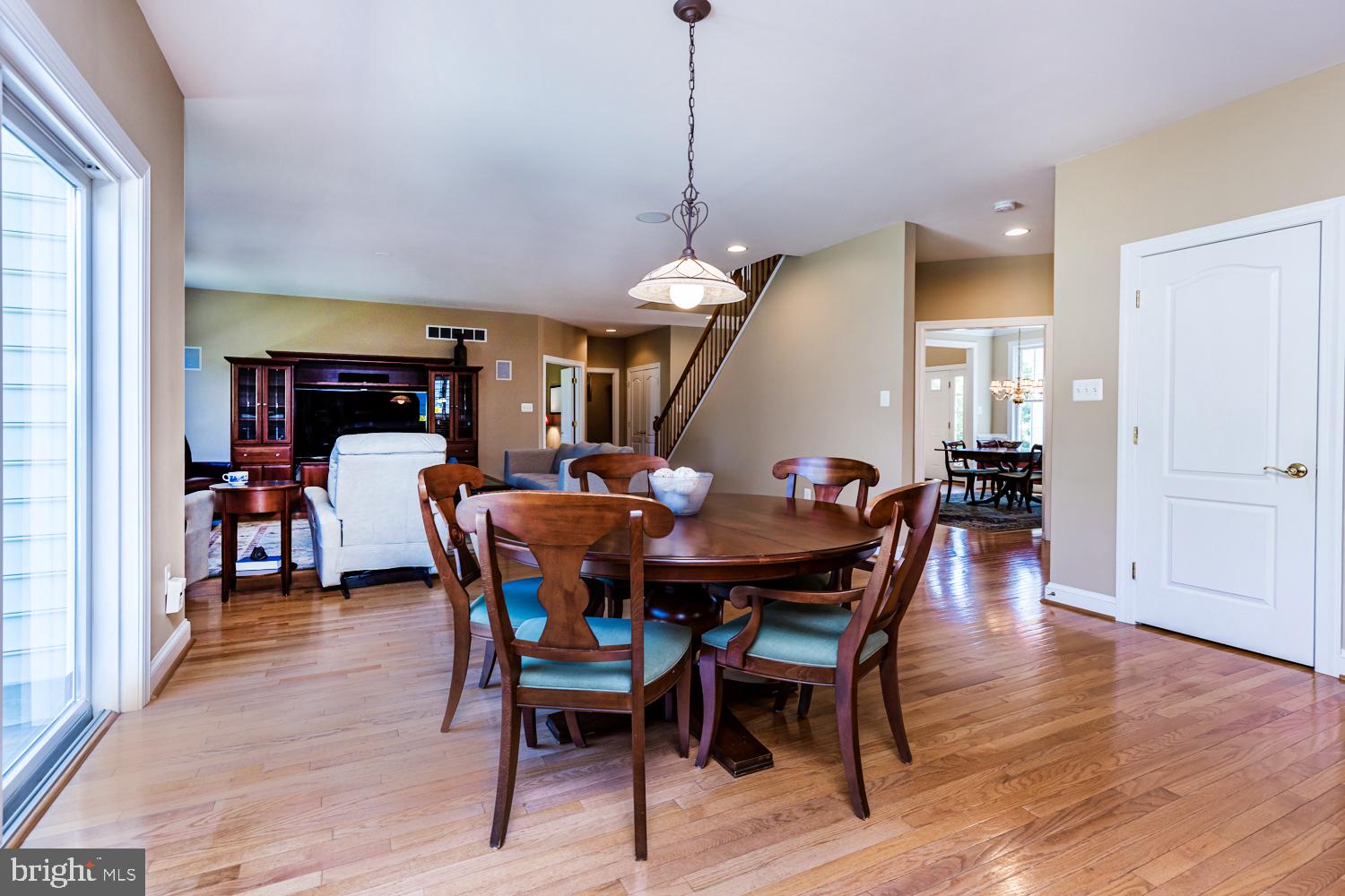 CARLEE MANOR - Residential