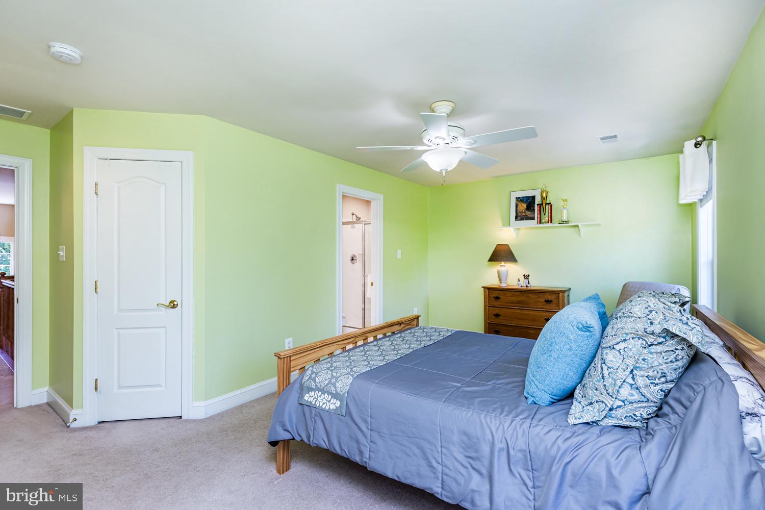 CARLEE MANOR - Residential