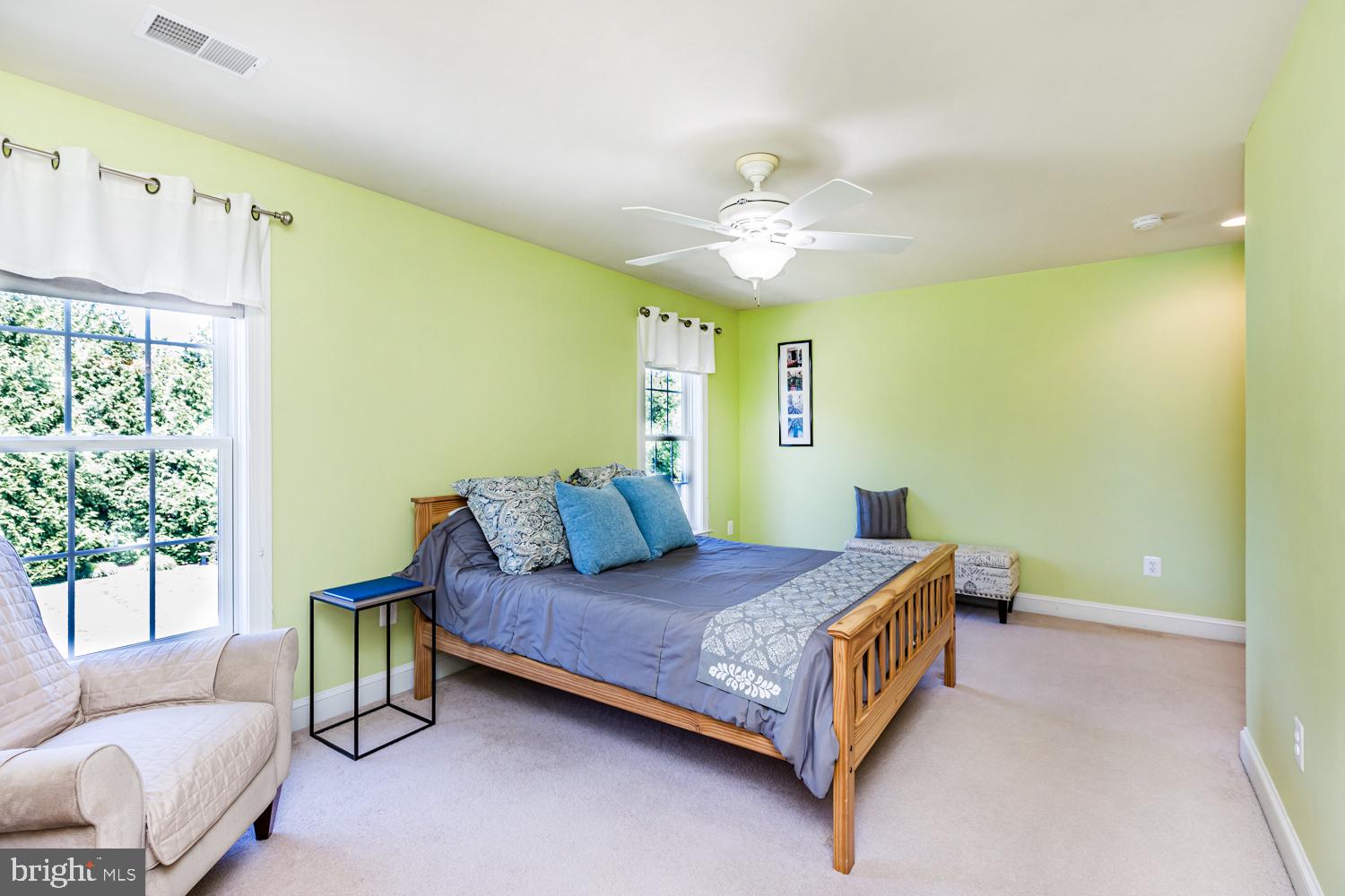 CARLEE MANOR - Residential