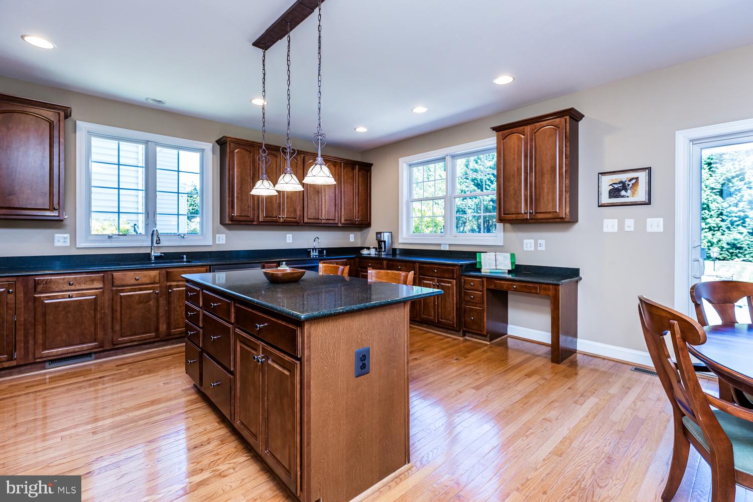CARLEE MANOR - Residential