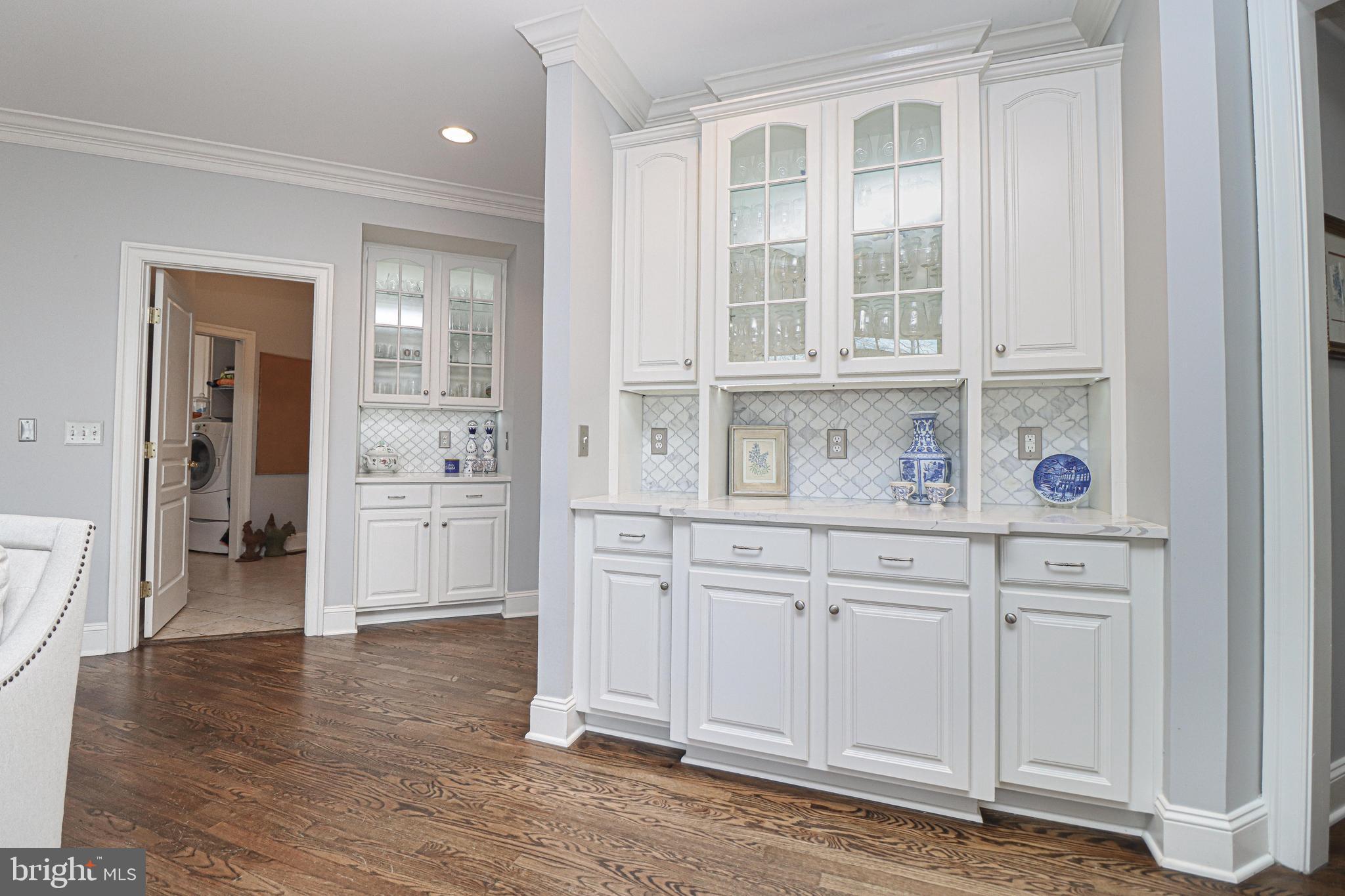 CEDAR CREST - Residential