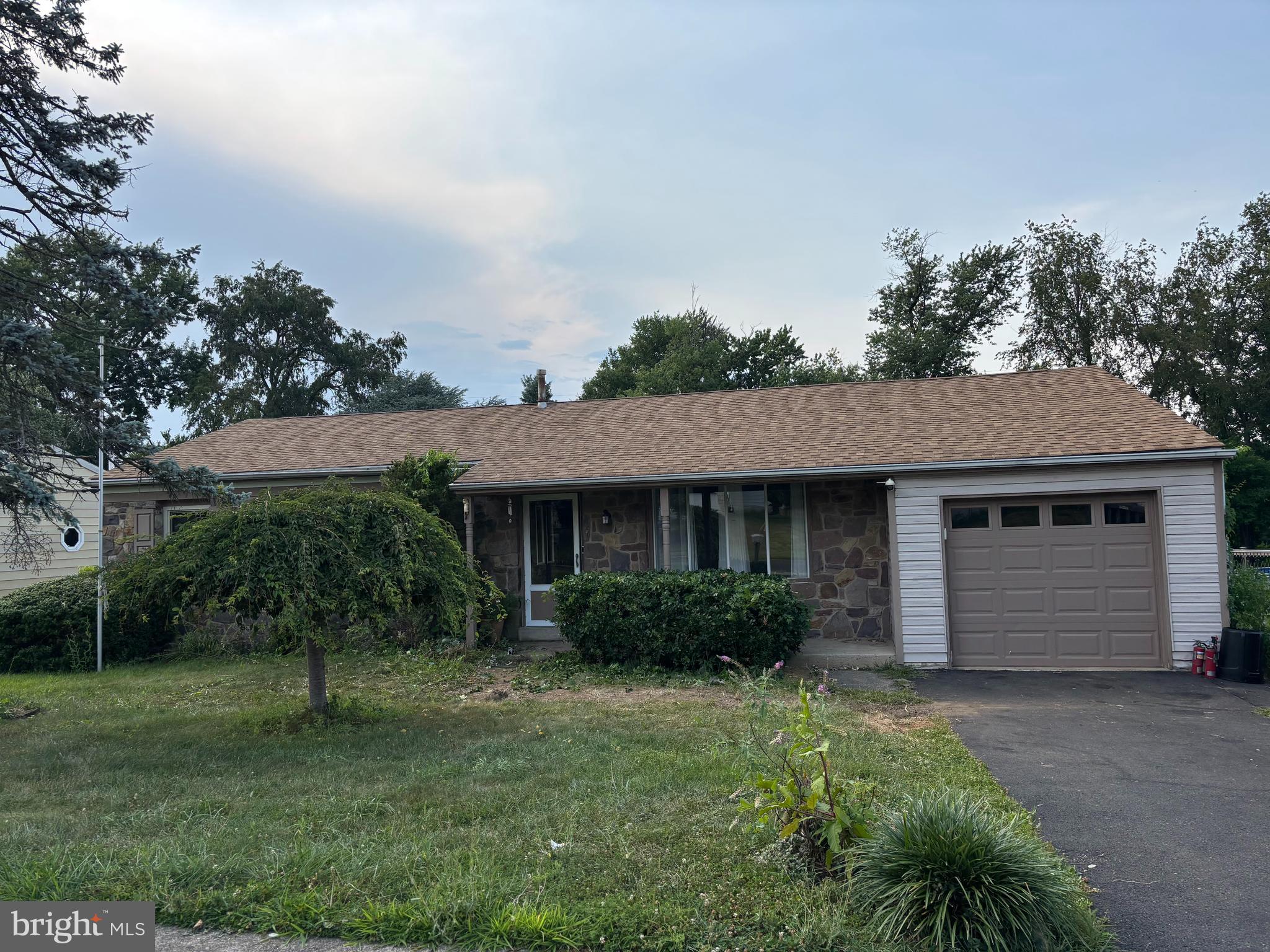 CLOVER HILL - Residential