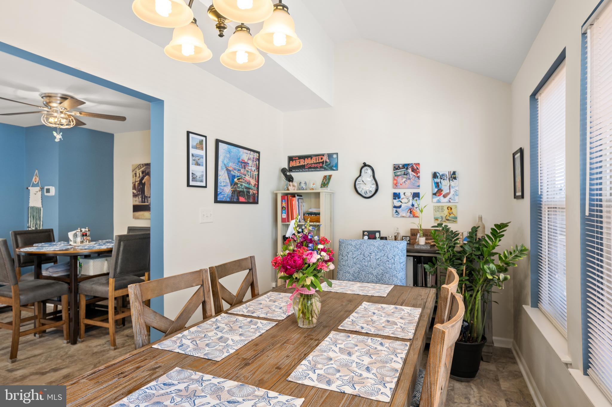 VICTORIAS LANDING - Residential