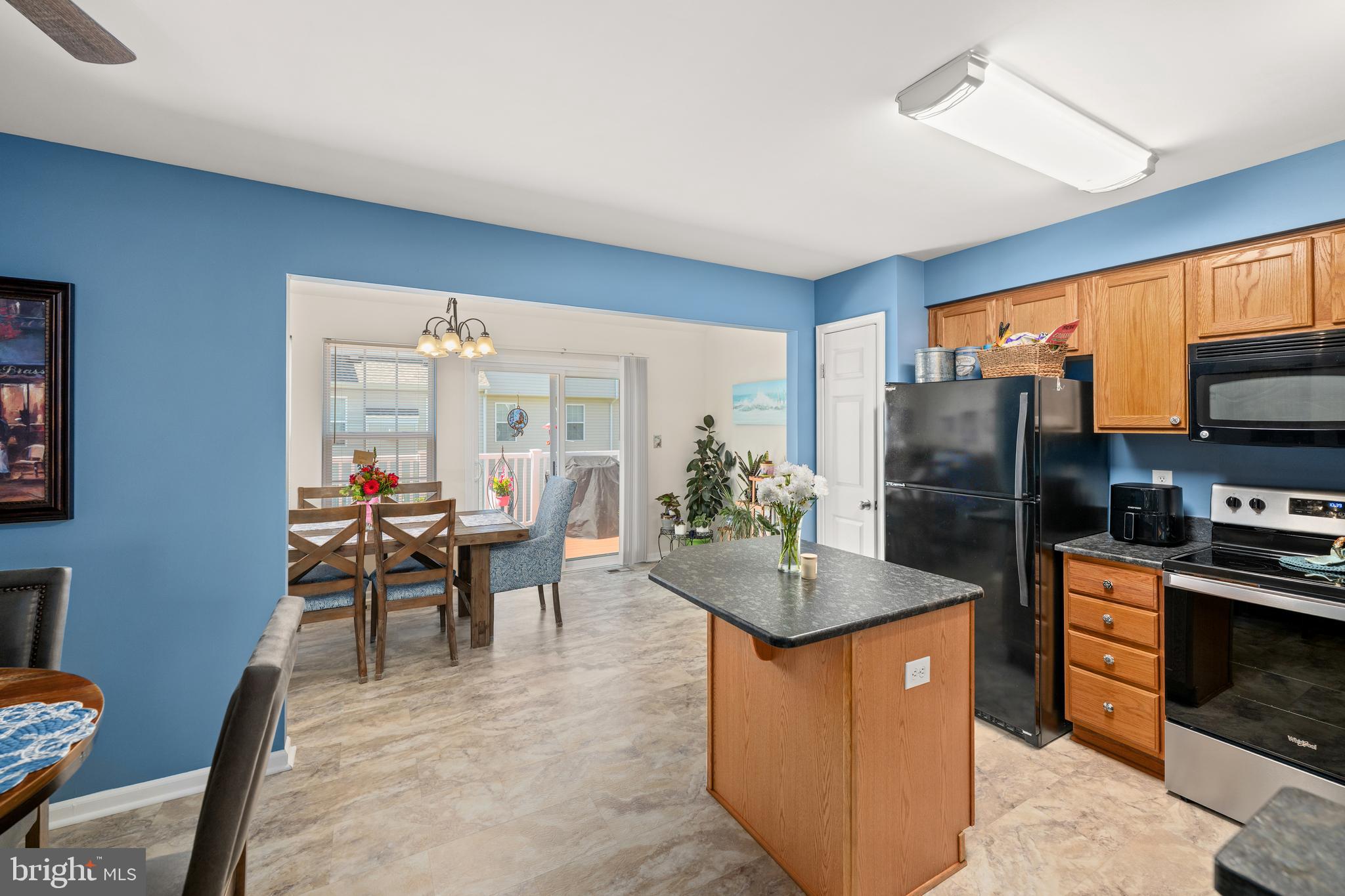VICTORIAS LANDING - Residential