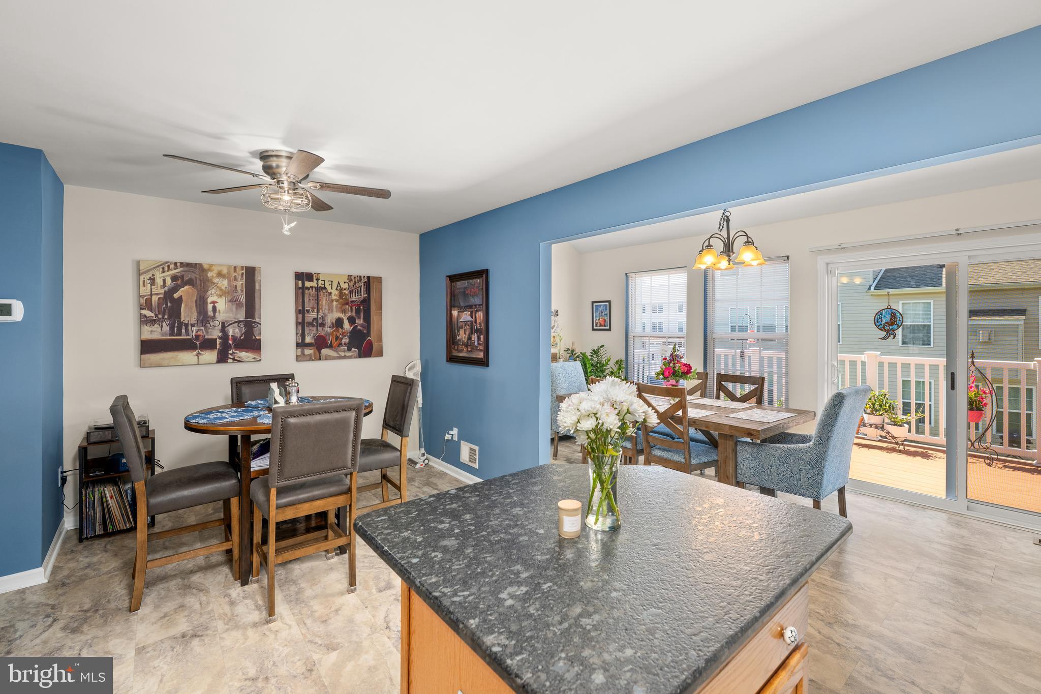 VICTORIAS LANDING - Residential