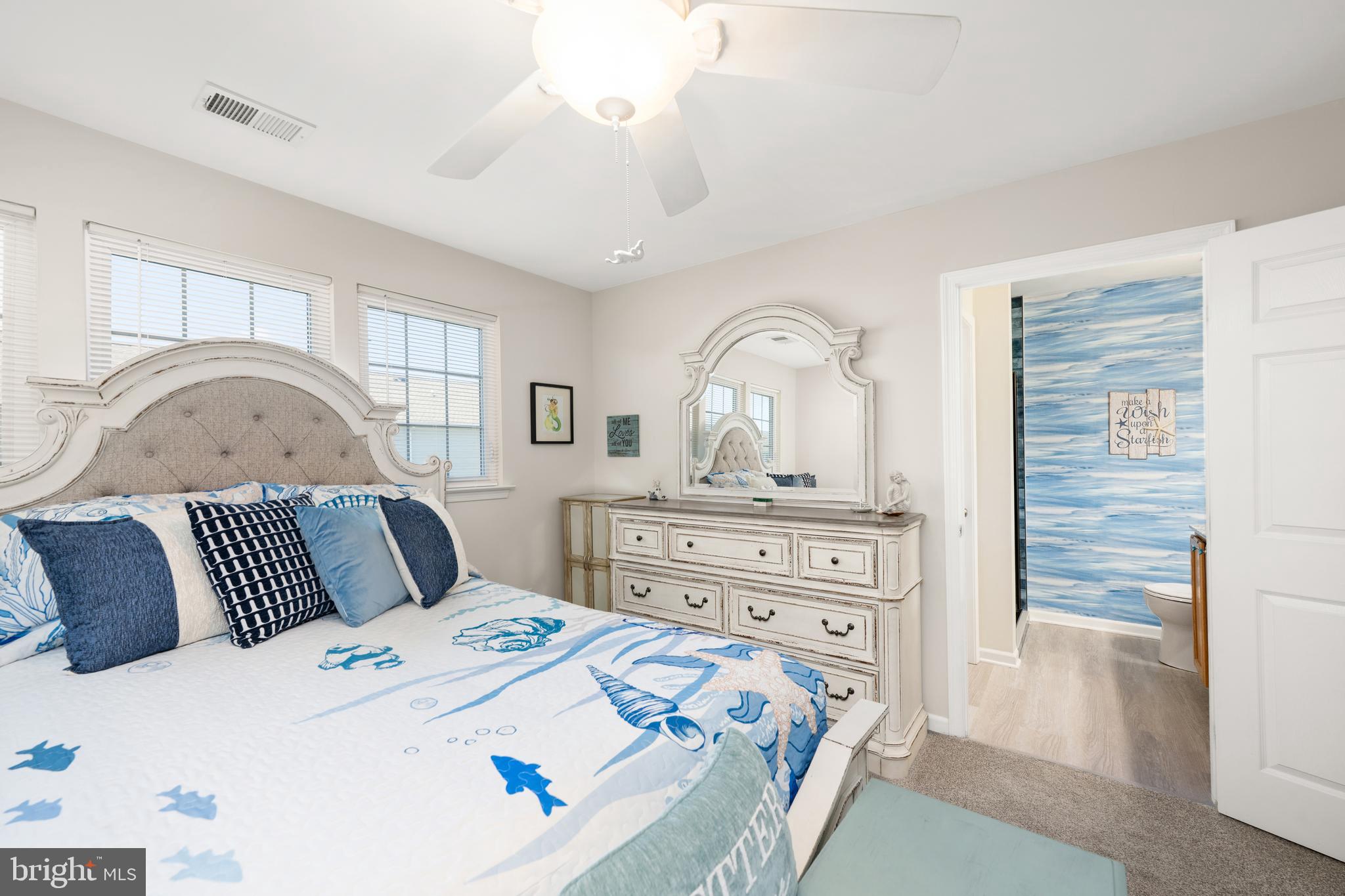 VICTORIAS LANDING - Residential
