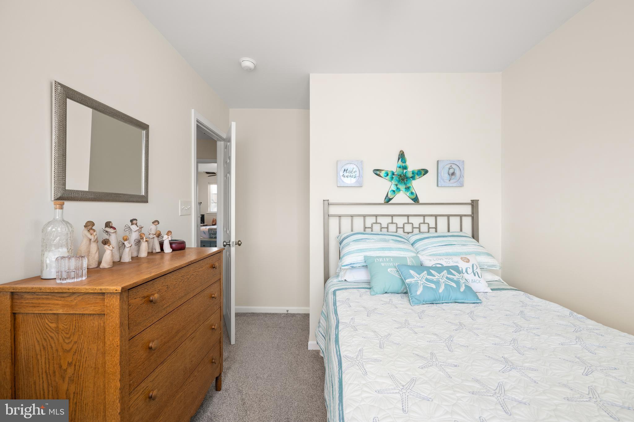 VICTORIAS LANDING - Residential