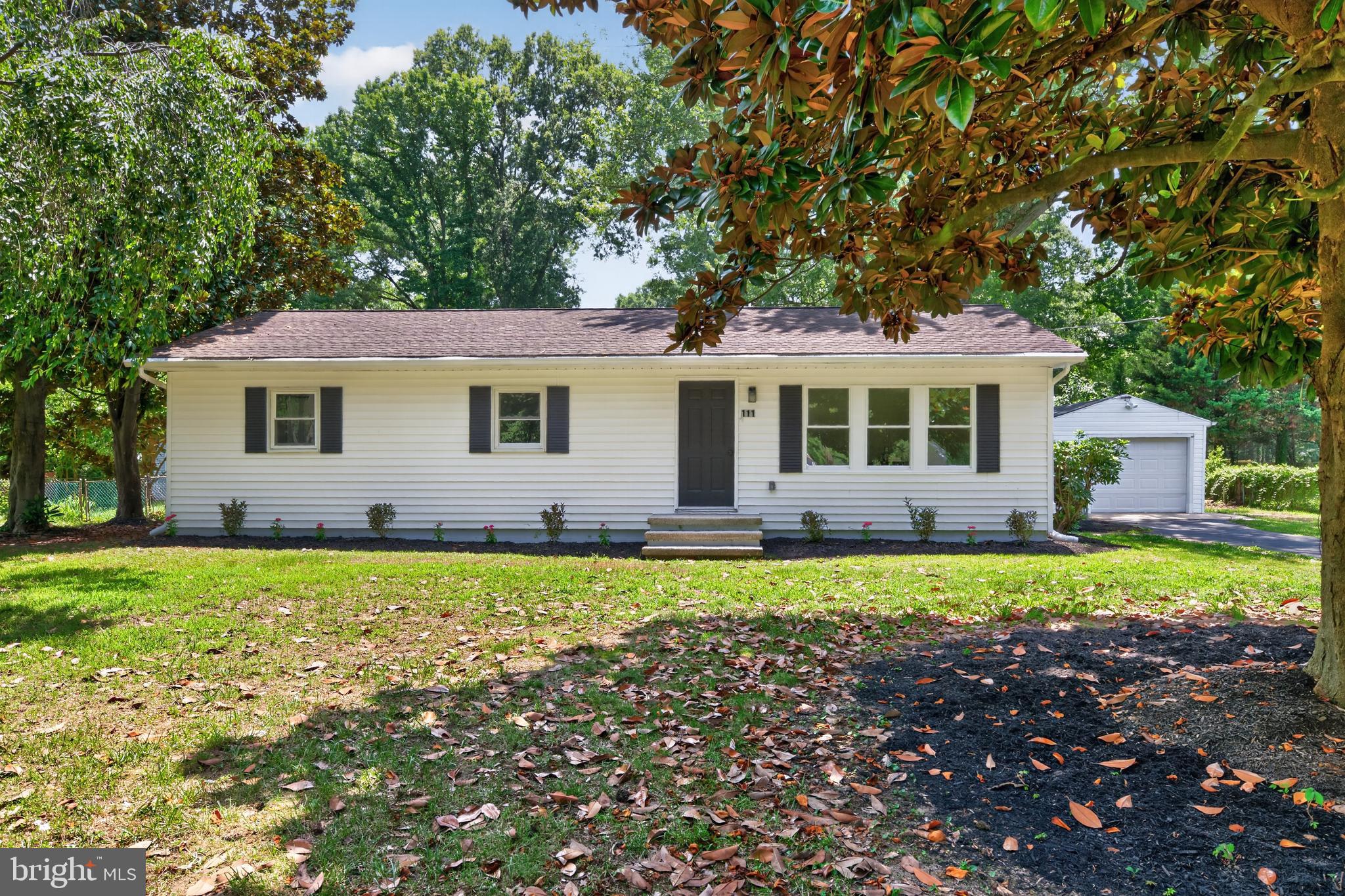 KENT ISLAND ESTATES - Residential