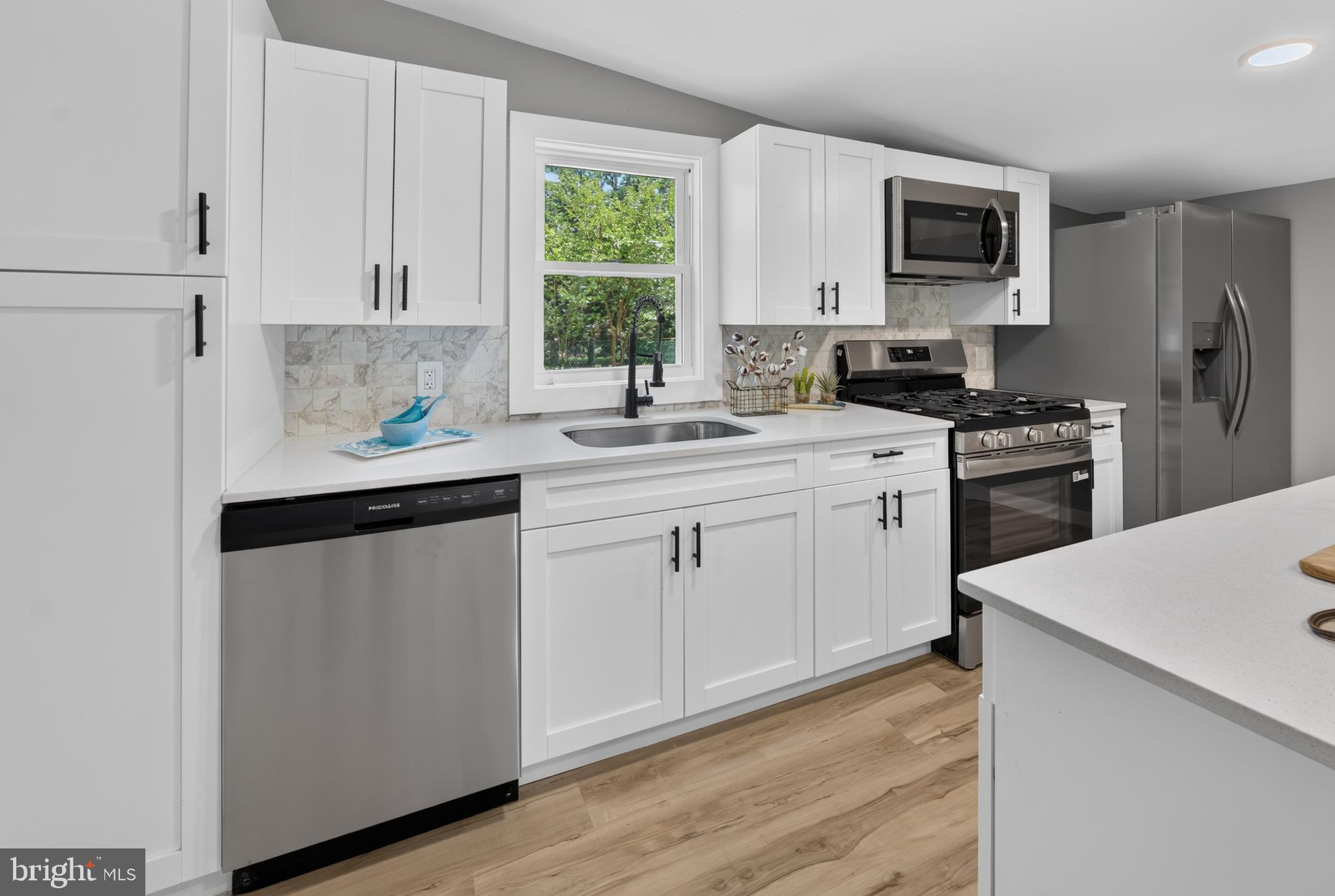 KENT ISLAND ESTATES - Residential