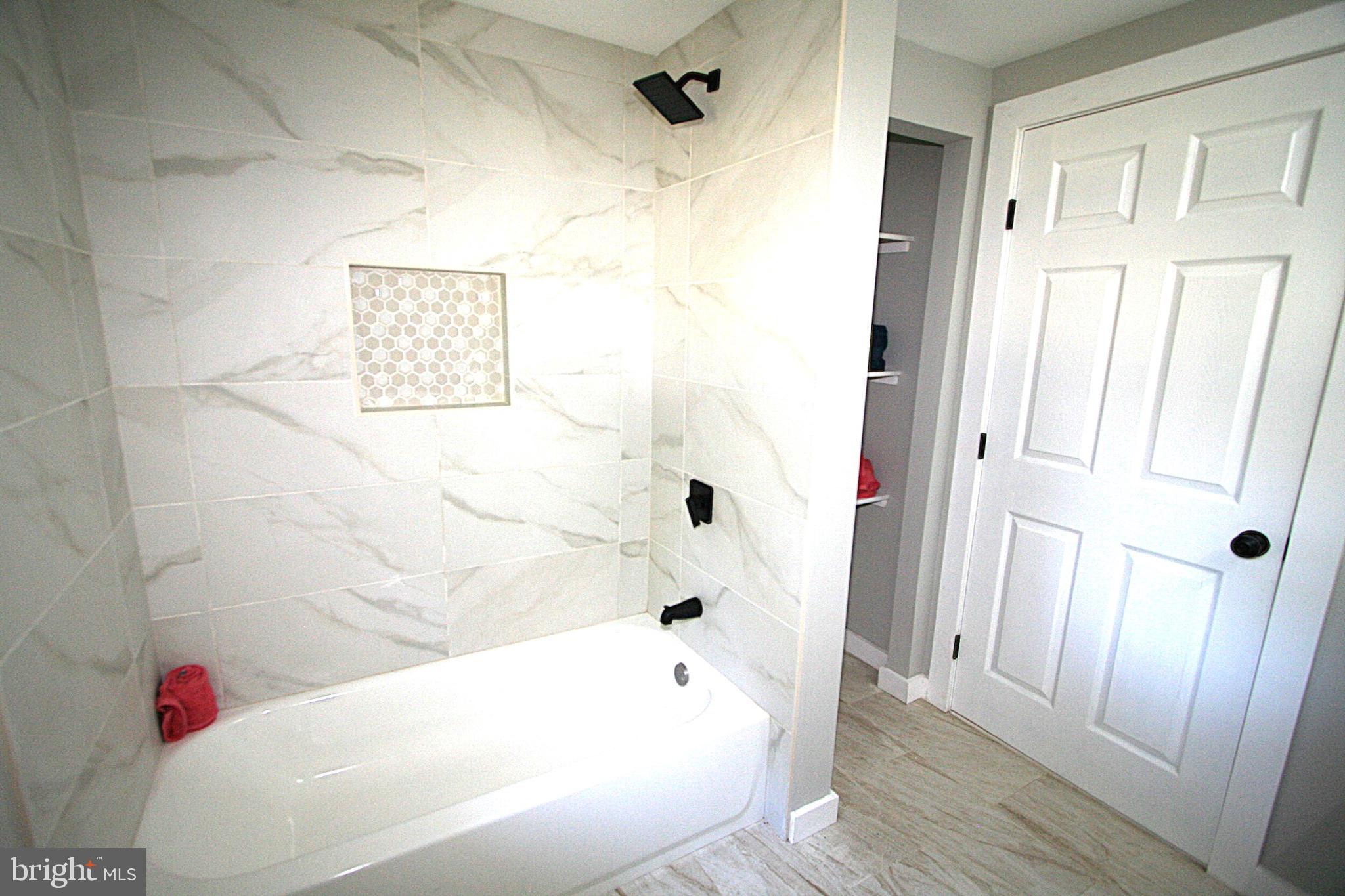 KENT ISLAND ESTATES - Residential