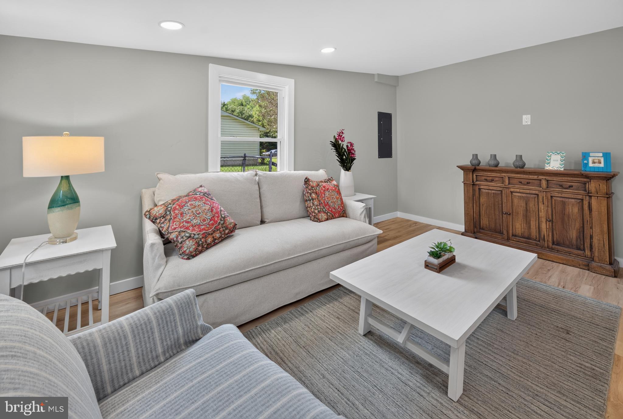 KENT ISLAND ESTATES - Residential