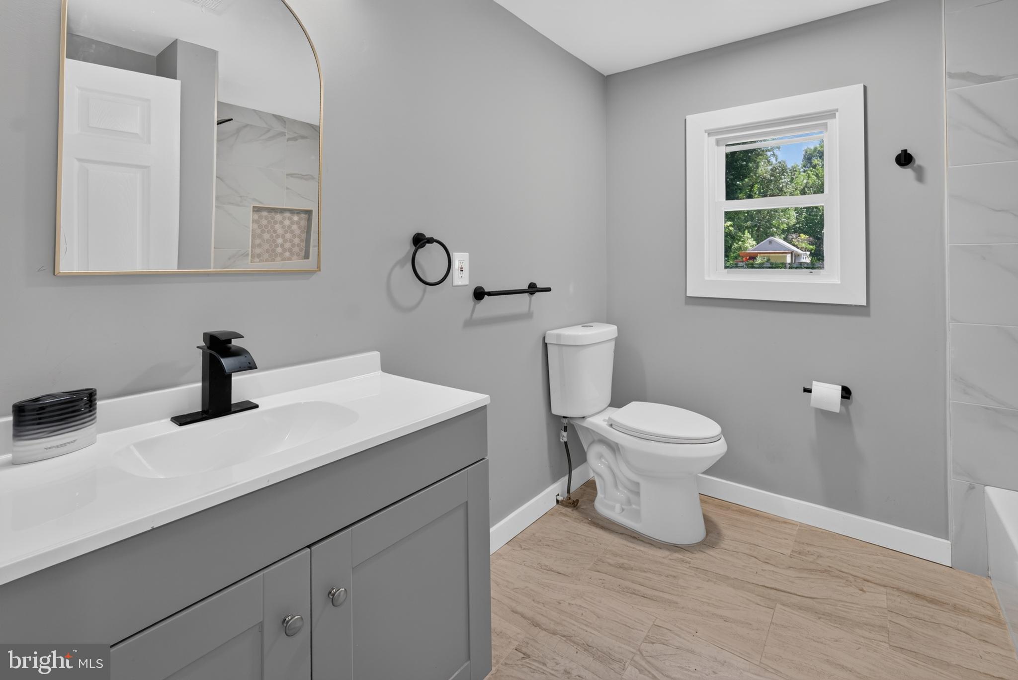 KENT ISLAND ESTATES - Residential