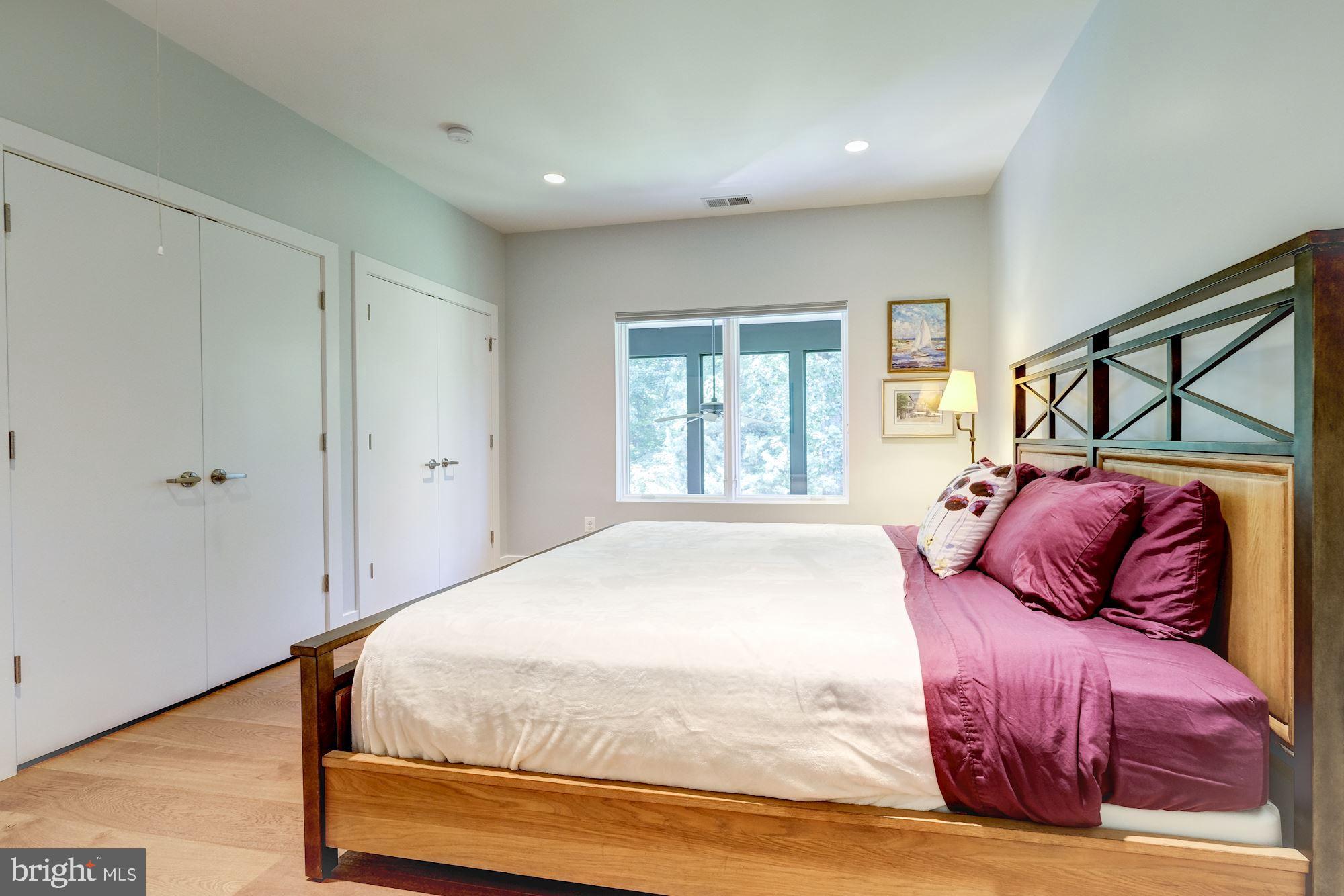 WOODMONT - Residential