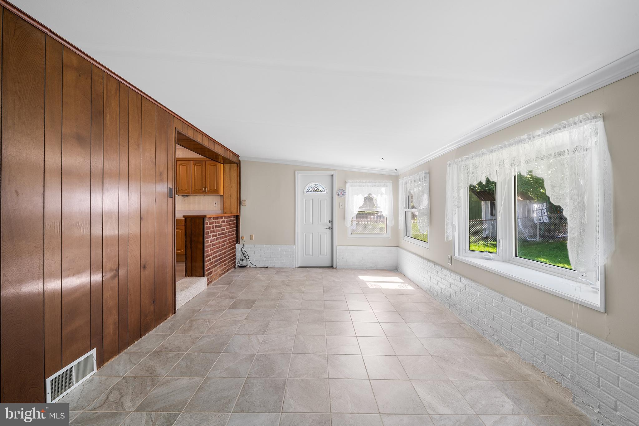 LYNNWOOD - Residential