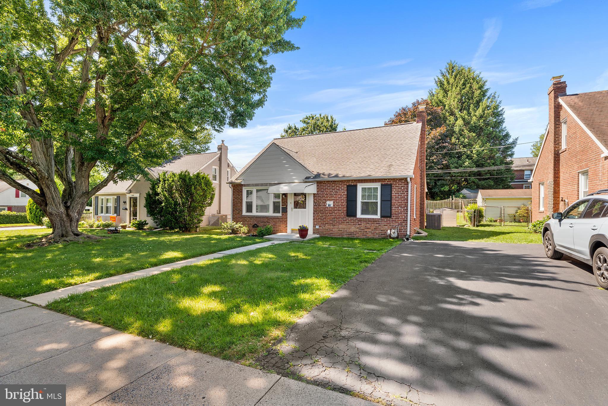 LYNNWOOD - Residential