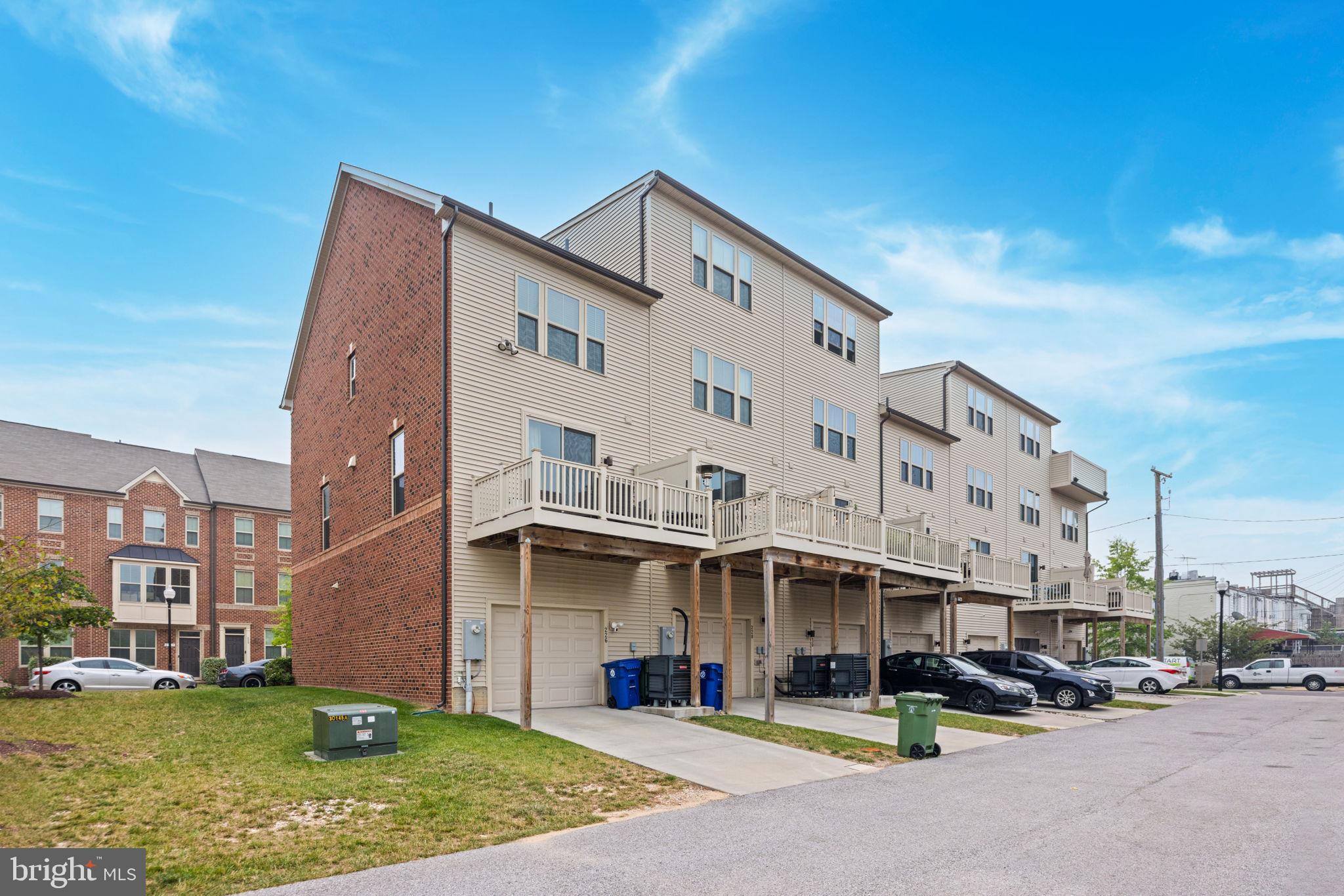 OLDHAM CROSSING - Residential