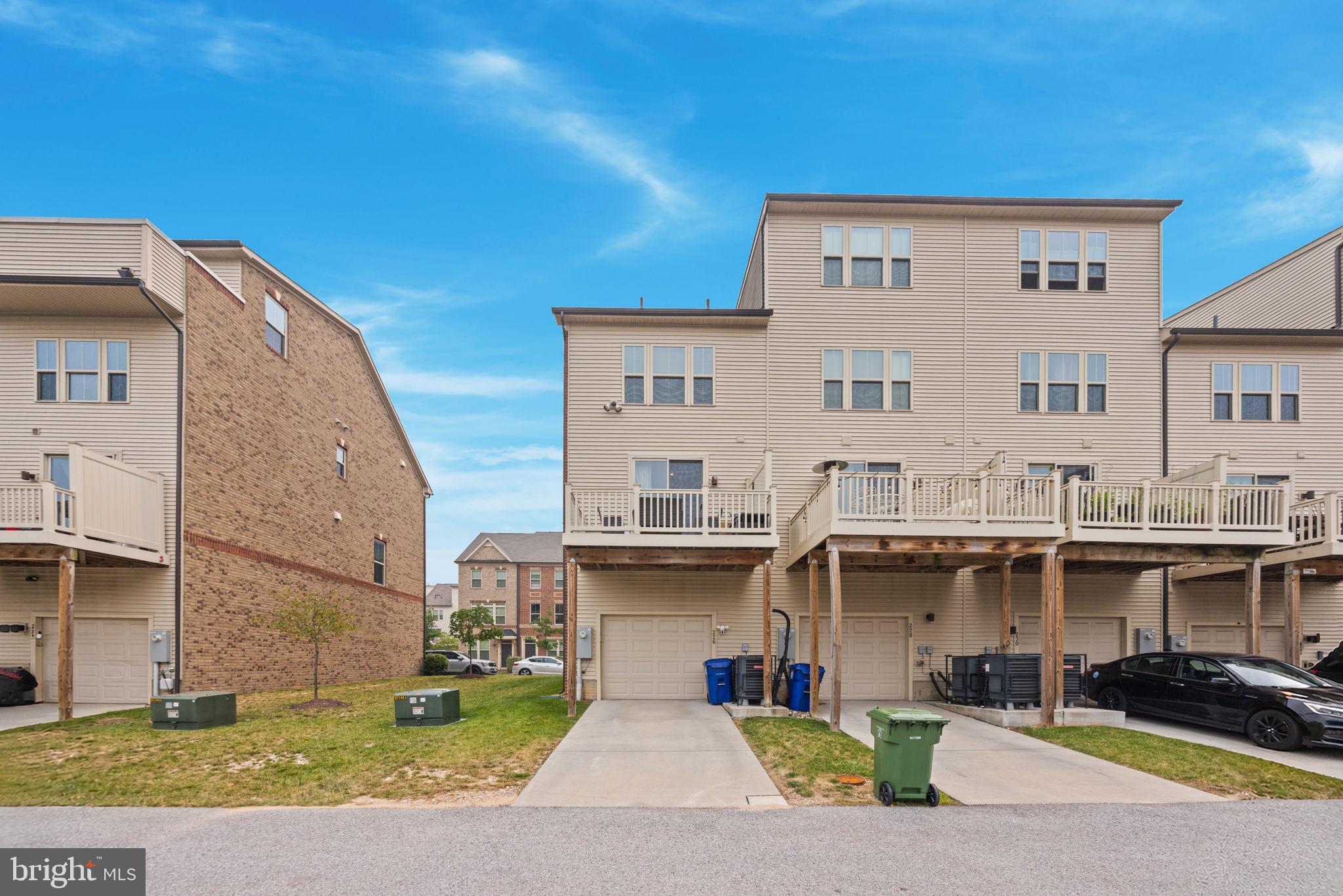 OLDHAM CROSSING - Residential