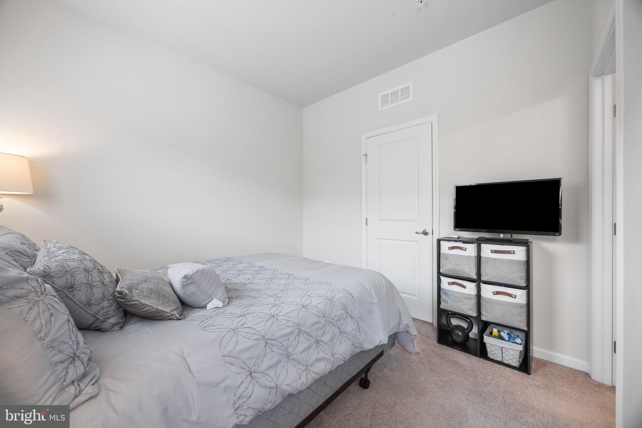 OLDHAM CROSSING - Residential