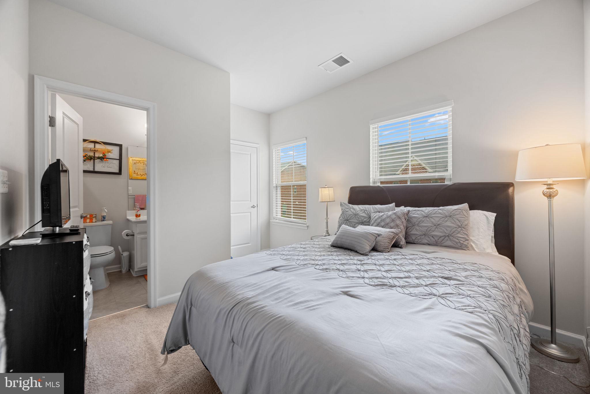 OLDHAM CROSSING - Residential