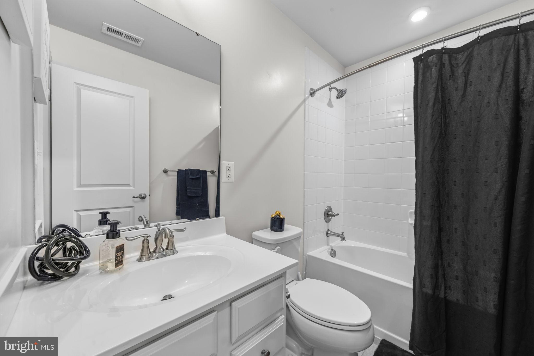OLDHAM CROSSING - Residential