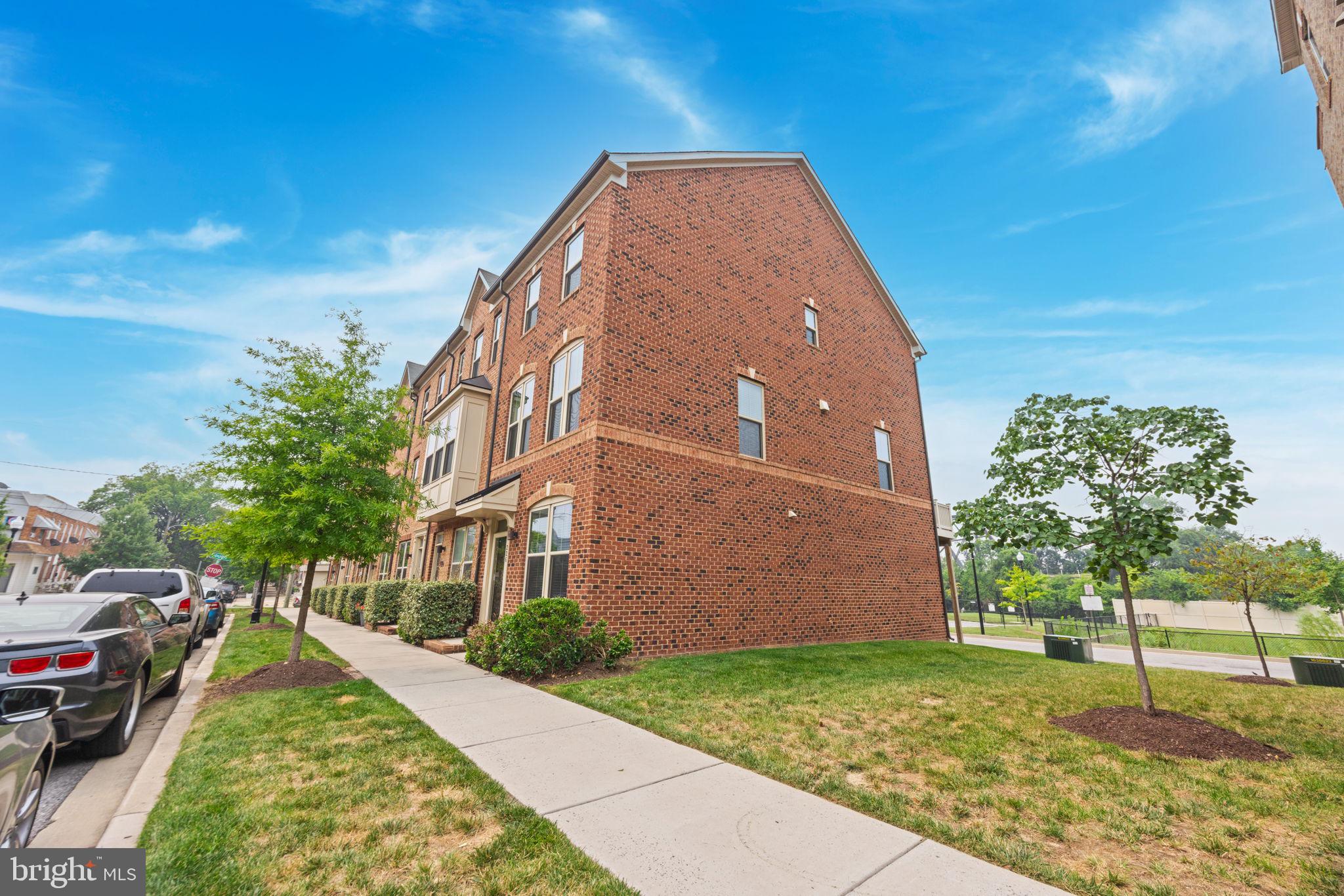 OLDHAM CROSSING - Residential