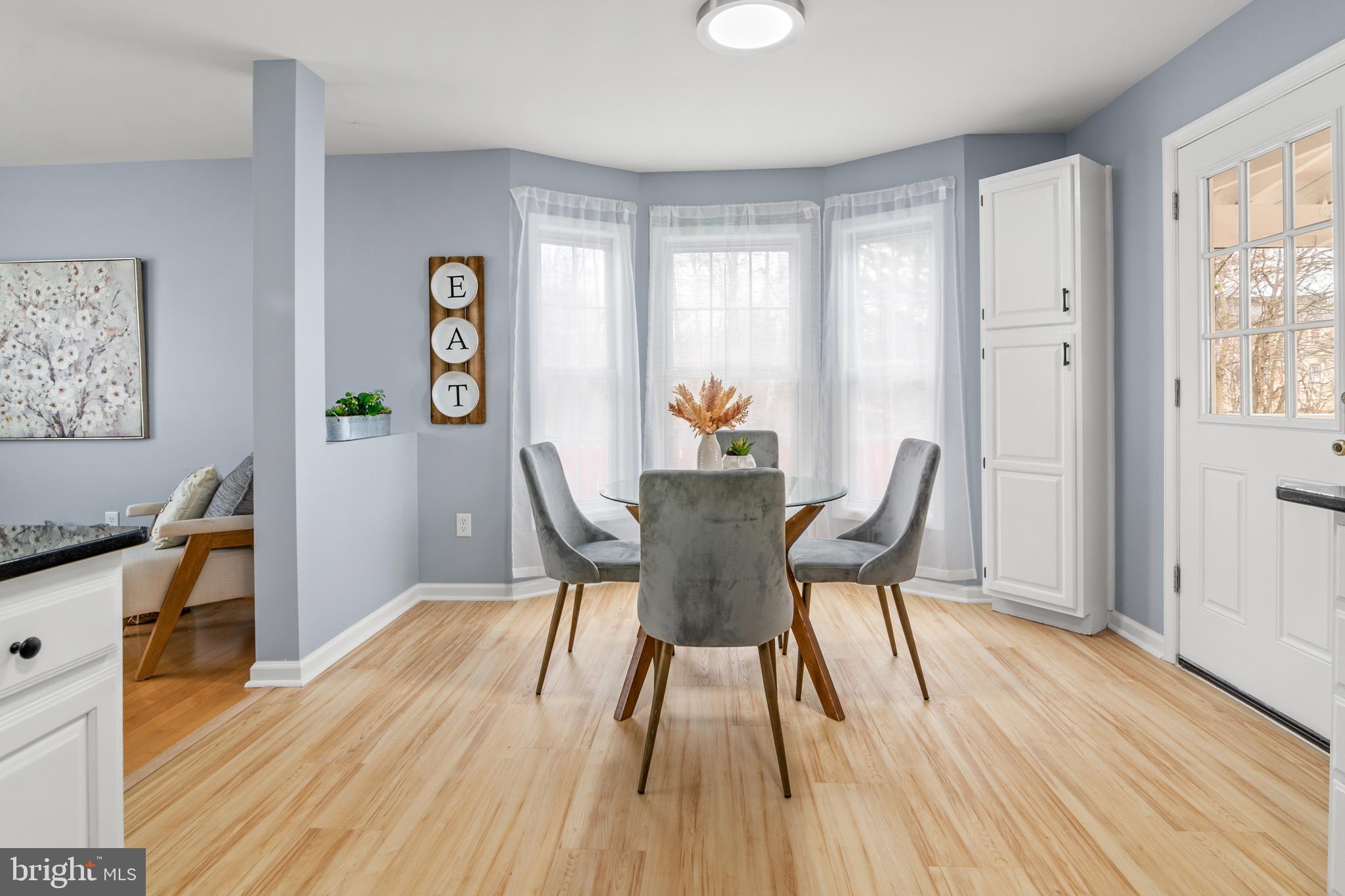 GLEN COURT - Residential
