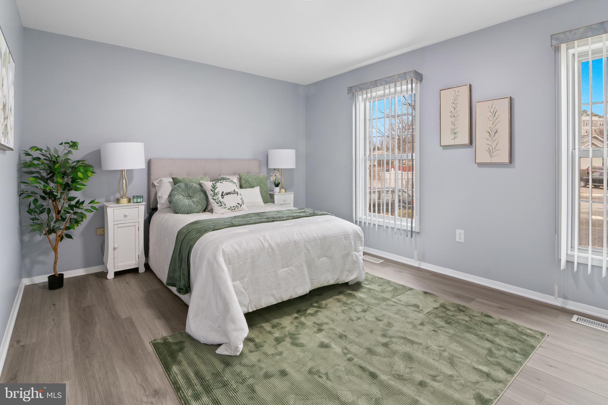 GLEN COURT - Residential