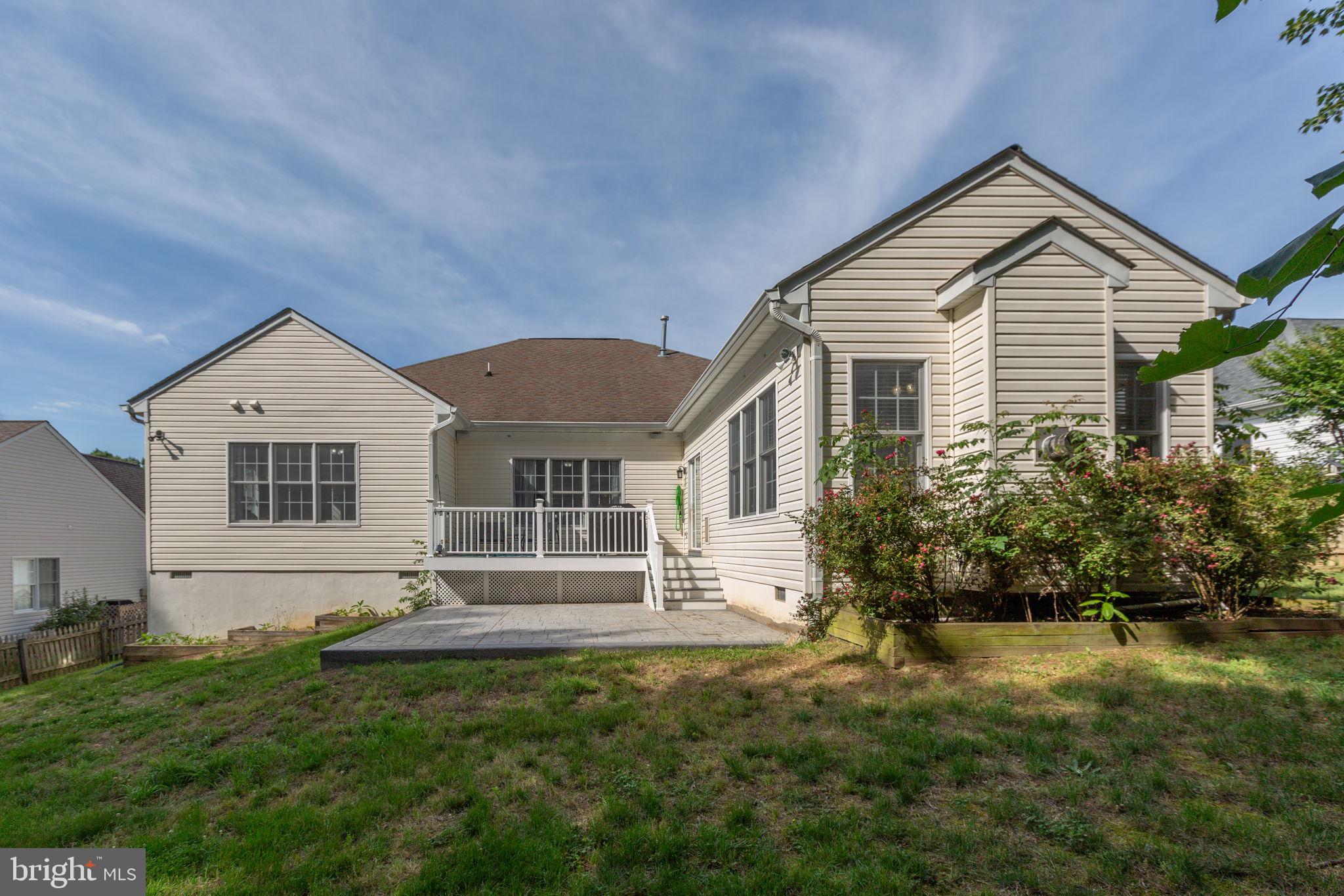 STONEHAVEN AT LEE'S HILL - Residential