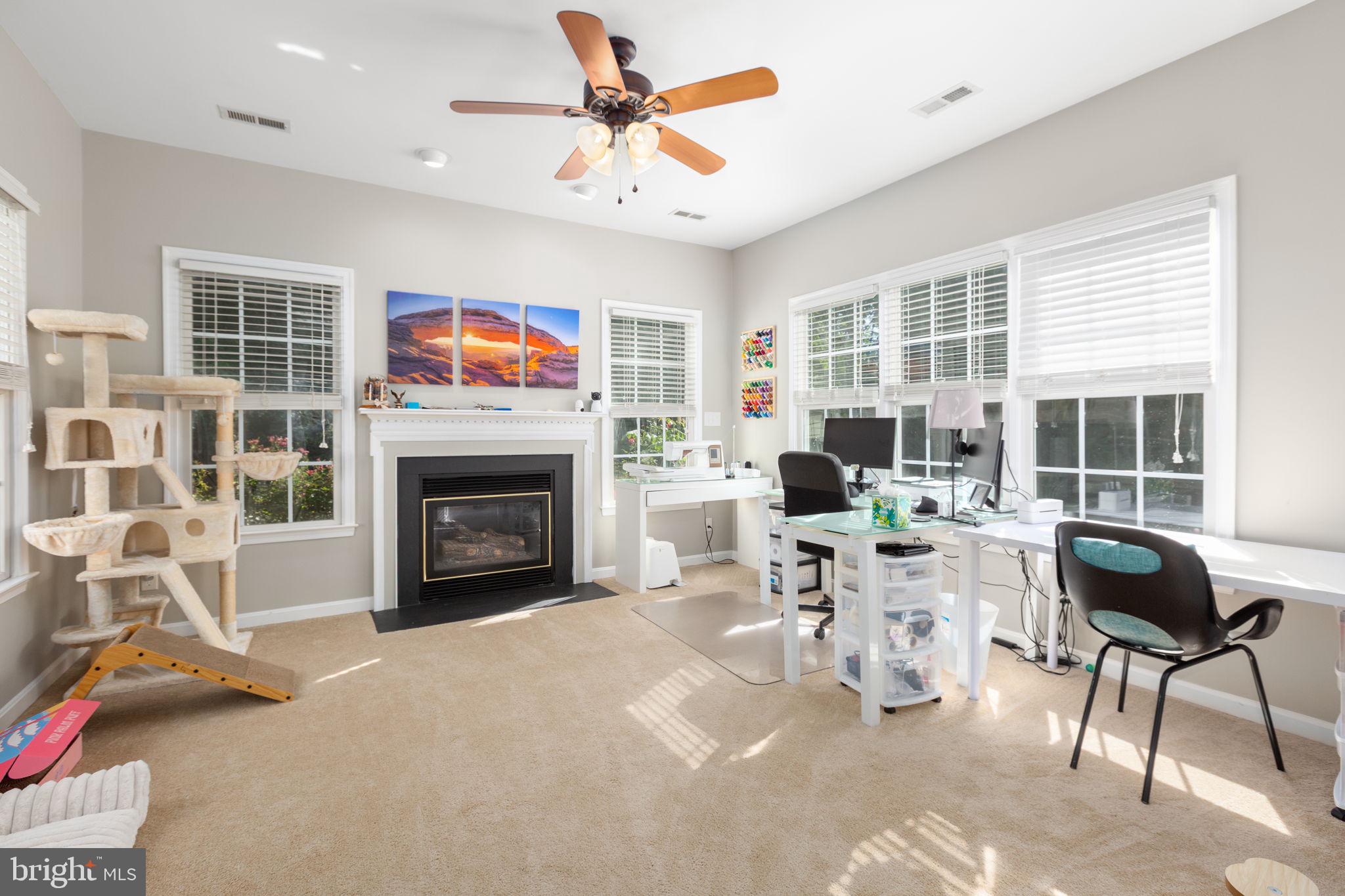 STONEHAVEN AT LEE'S HILL - Residential