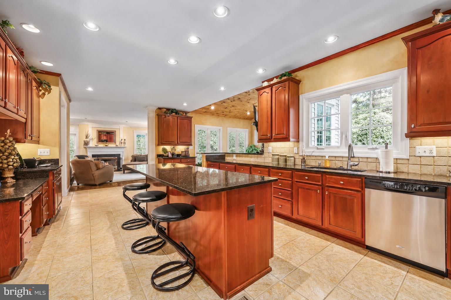 ASHBURTON MANORS - Residential