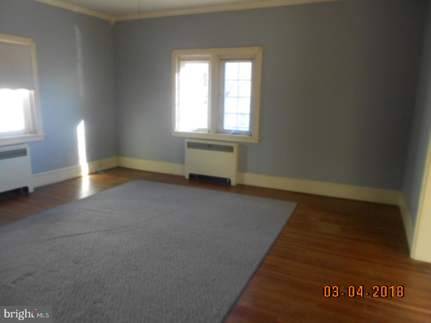 WILLIAMSTOWN - Residential