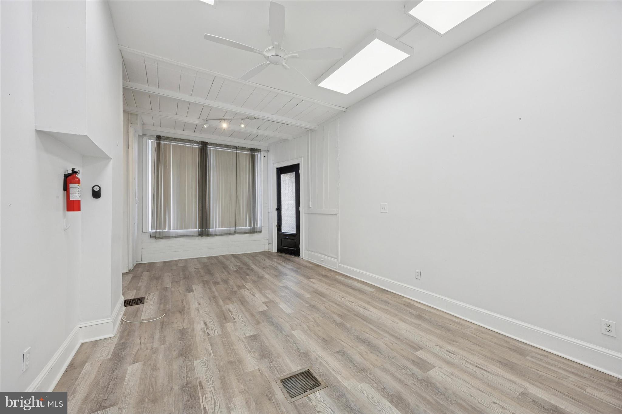 BREWERYTOWN - Commercial Sale