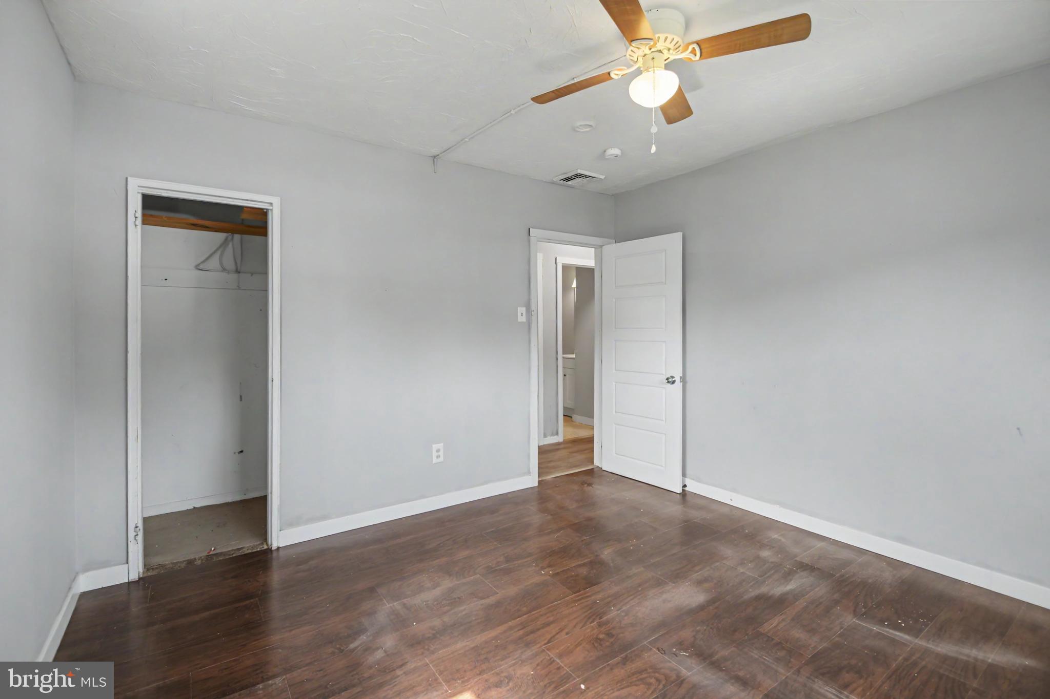POTTSGROVE MANOR - Residential