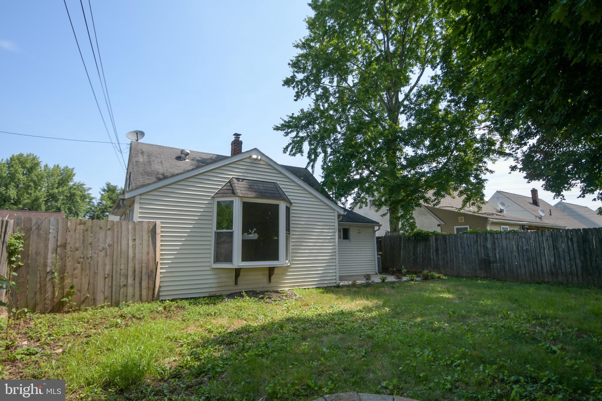 POTTSGROVE MANOR - Residential