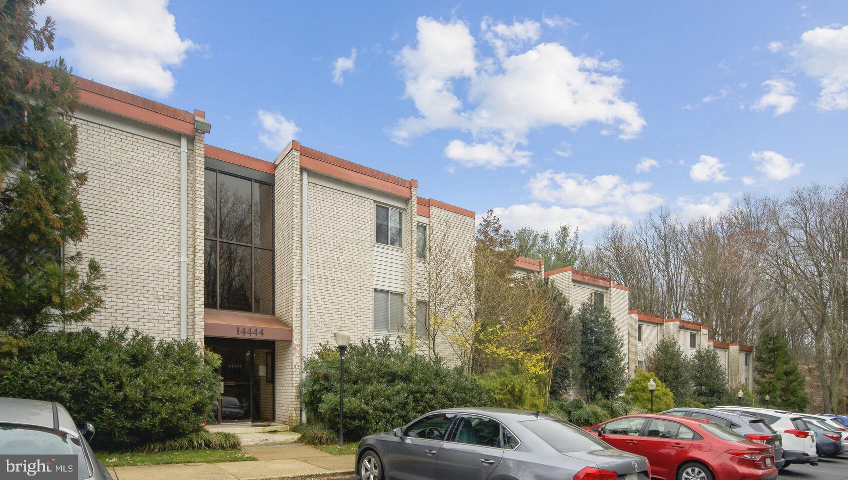 NORTH CREEK VILLAS - Residential