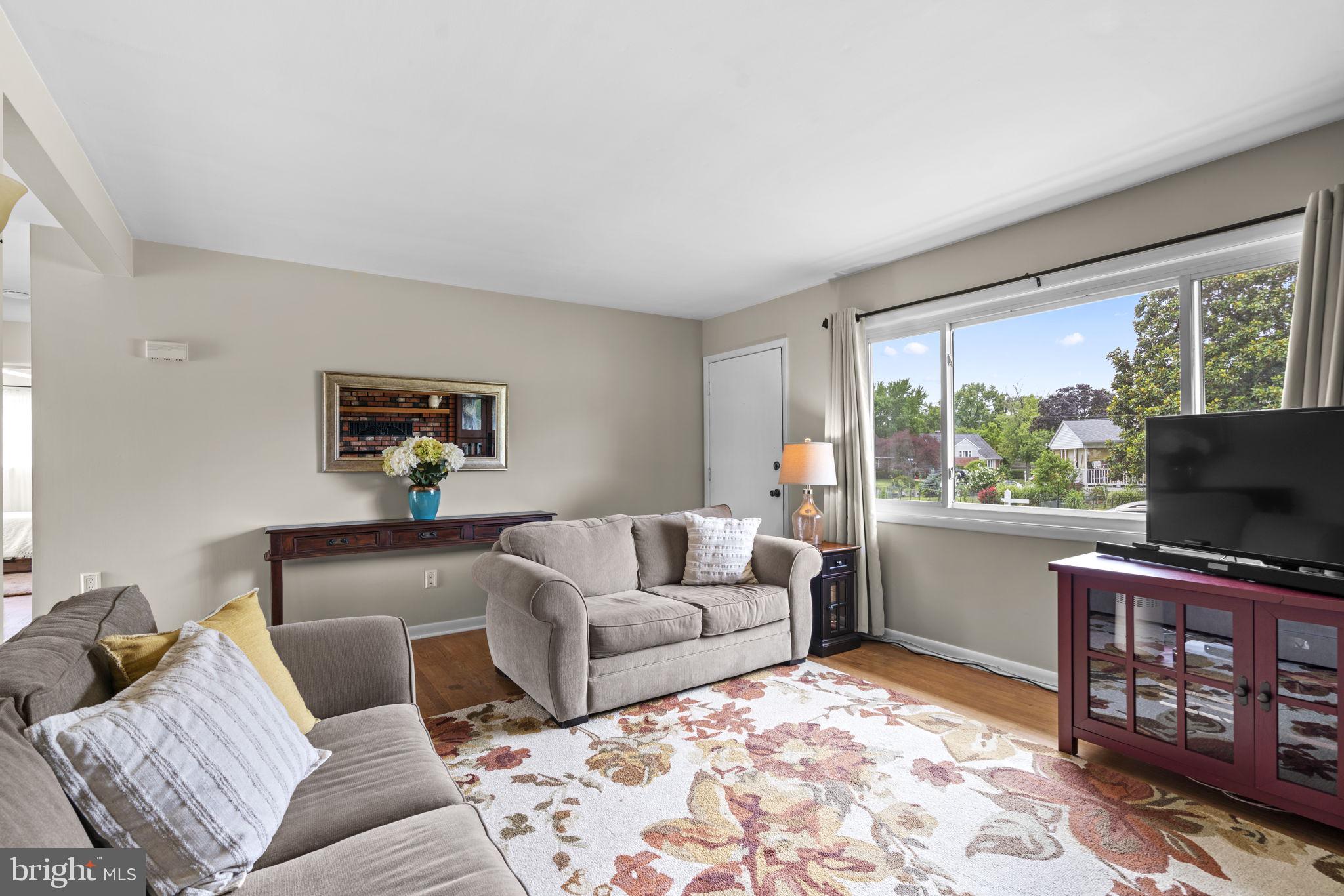 WILLOWDALE - Residential