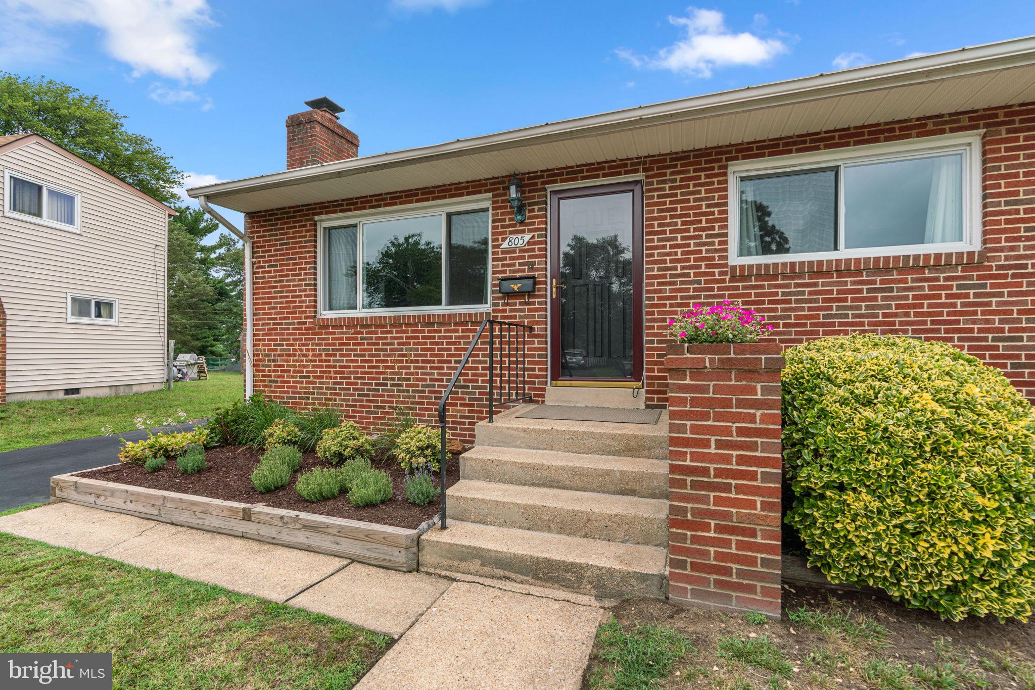 WILLOWDALE - Residential
