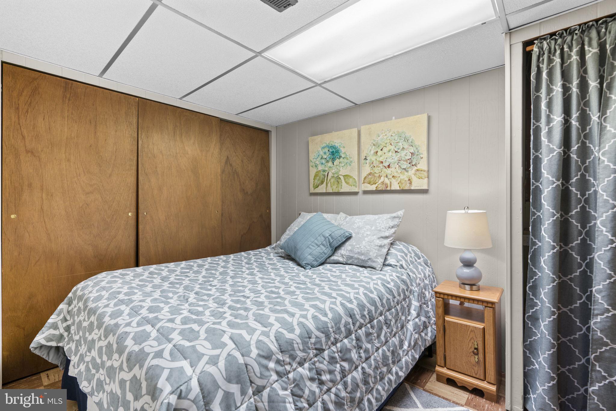 WILLOWDALE - Residential