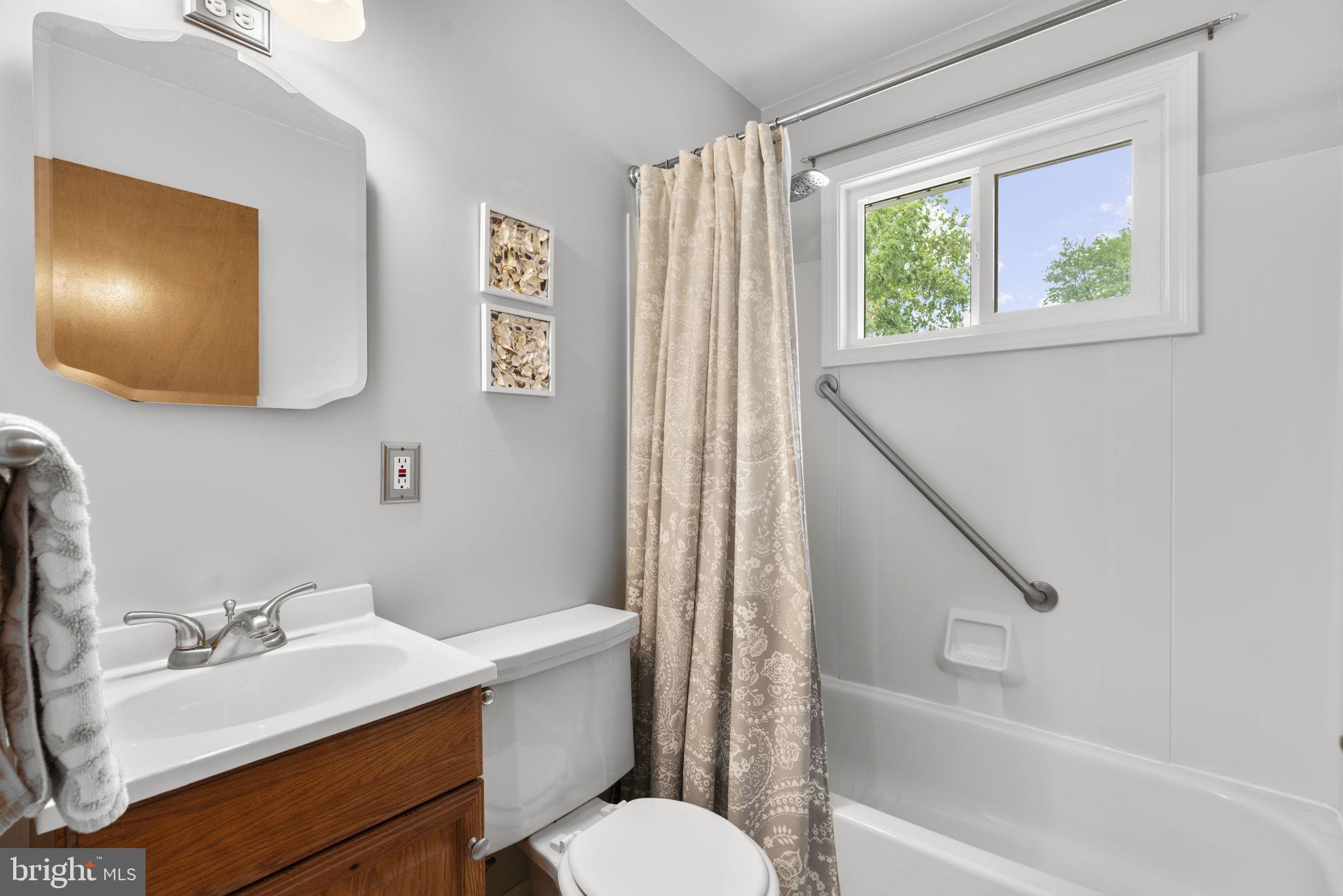 WILLOWDALE - Residential