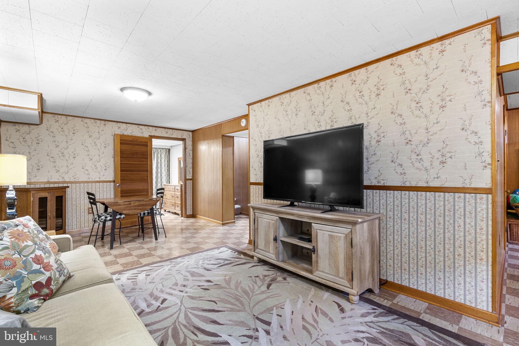 WILLOWDALE - Residential