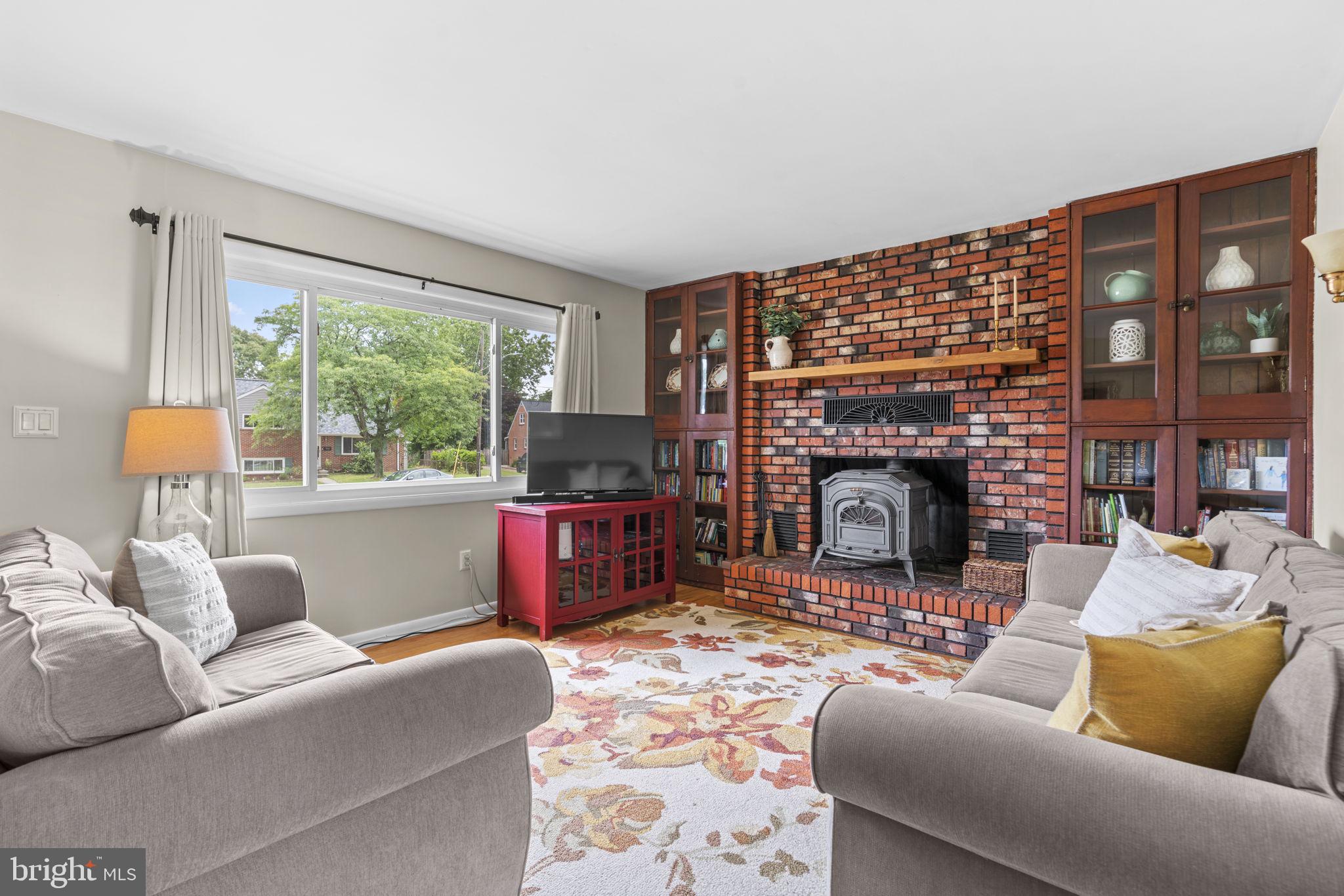 WILLOWDALE - Residential