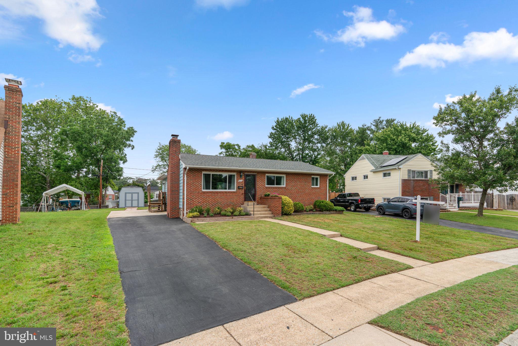WILLOWDALE - Residential