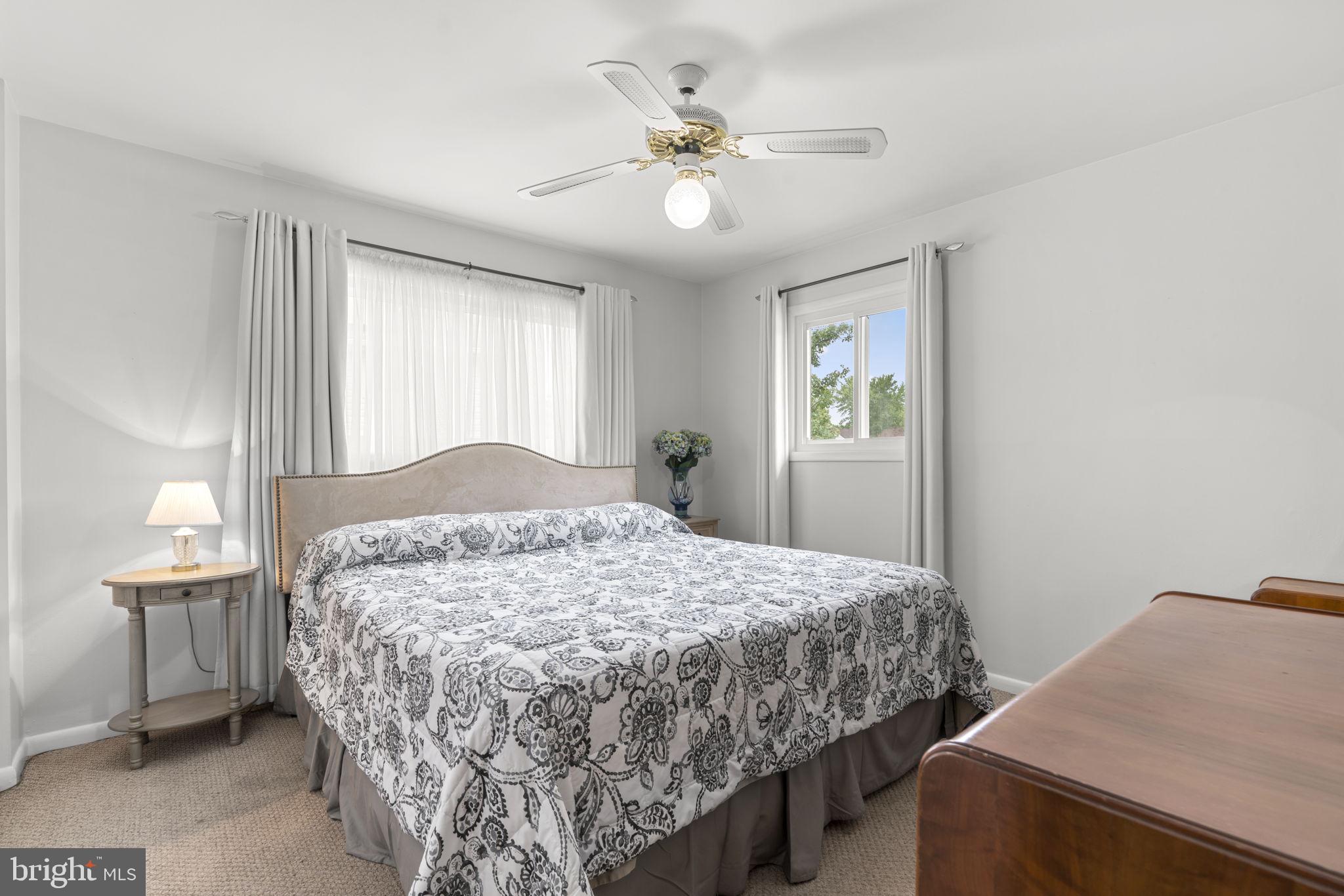 WILLOWDALE - Residential