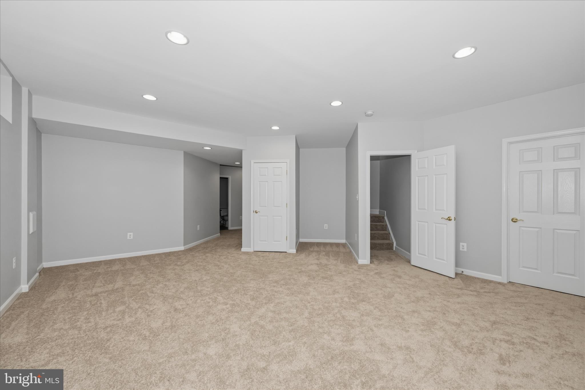 BRAMBLETON - Residential