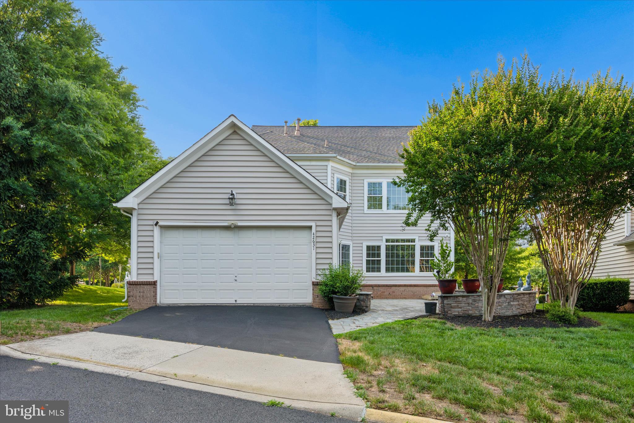 BRAMBLETON - Residential